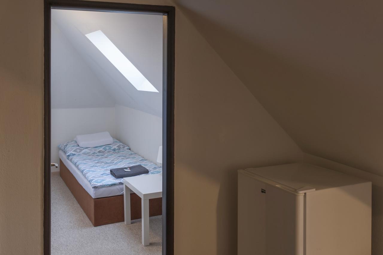Penzion "U Nadrazi" Horšovský Týn Extérieur photo